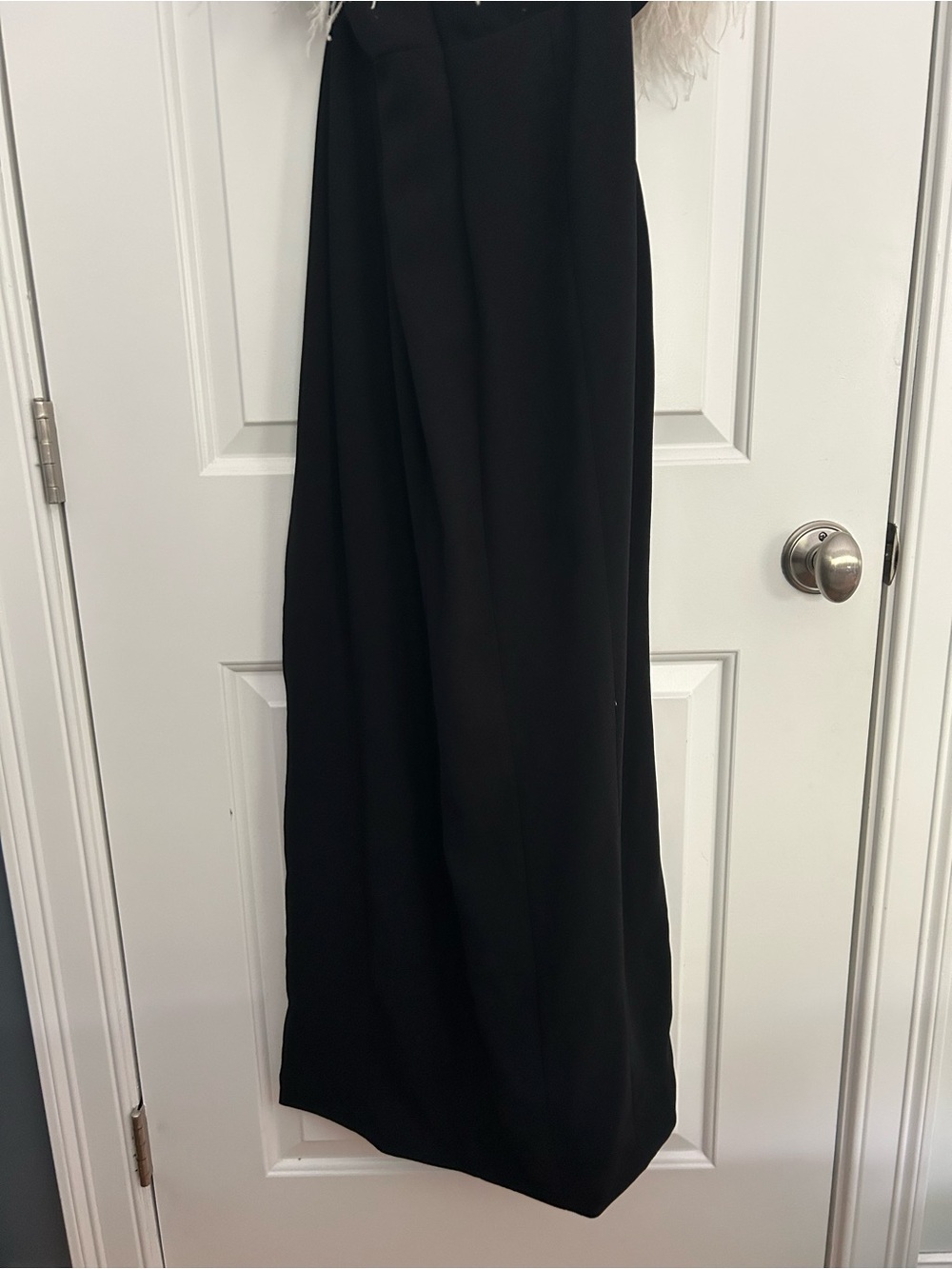 House of CB Sarai Strapless Feather Dress with Thigh Slit - Picture 11 of 11
